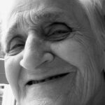 骨折常見的原因與預防方法:讓骨骼更強健 1 woman 76527 960 720