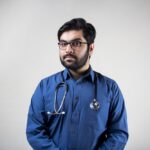 photo 1612276529731 4b21494e6d71