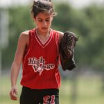 如何自我檢測甲狀腺結節問題 8 softball player female glove 163330