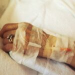 喉嚨痛的中醫療法:傳統智慧的運用與效果 4 photo 1586774101306 2846de335795