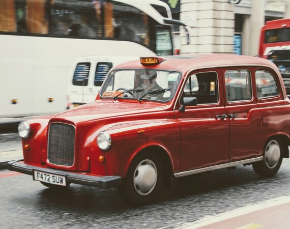 拿汽車去貸款:經驗分享和成功案例 5 taxi 1932107 960 720