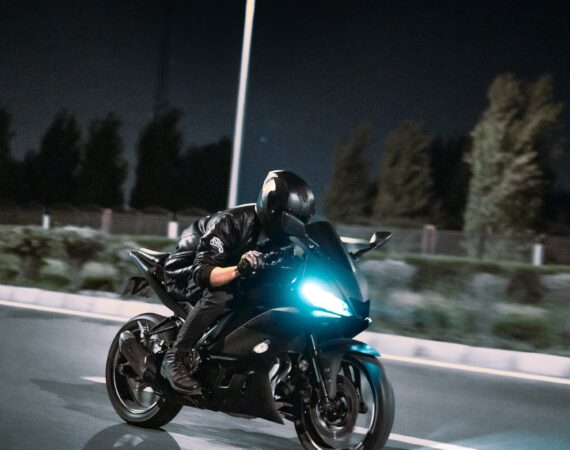 機車貸款手續時間:瞭解哪些因素會影響申請進展? 8 pexels photo 13869684