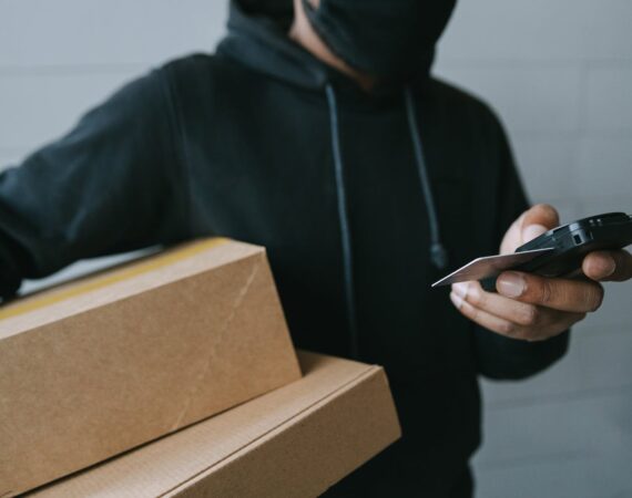 pexels photo 7621178