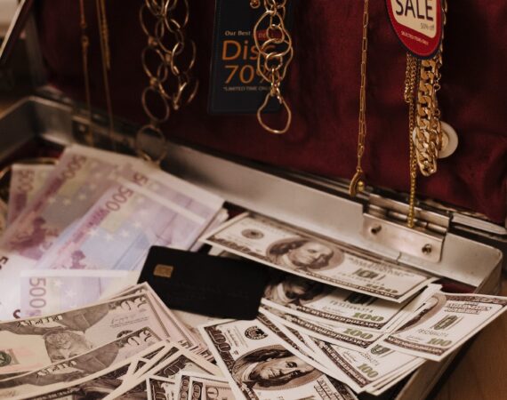 如何提高信用評分,降低汽車貸款利息? 4 pexels photo 8715791