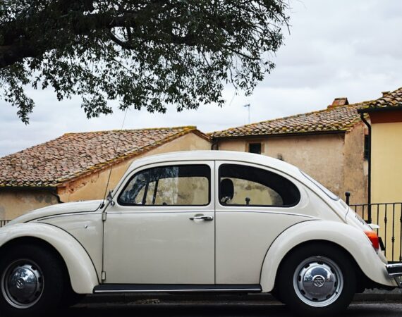 photo 1546952283 1de635ffe3fd