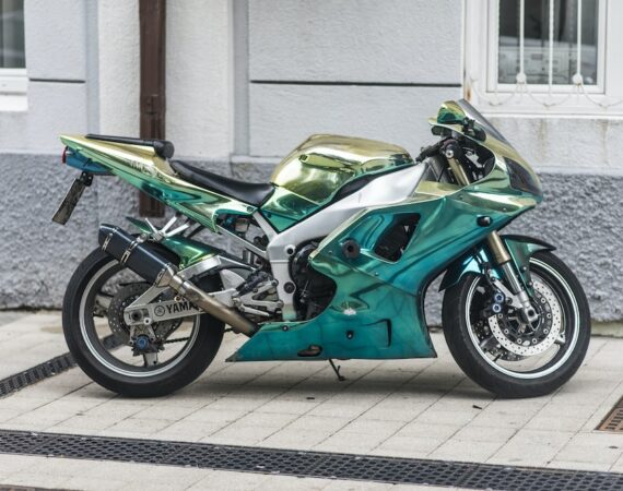 photo 1564561633992 98af0eb511e1