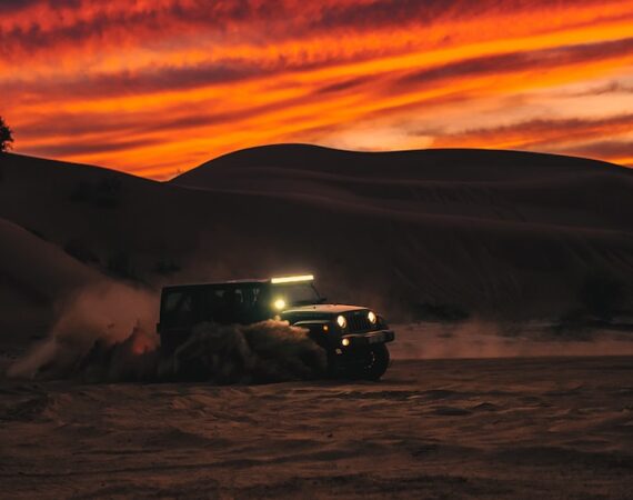 photo 1592514302393 c7c44b038323