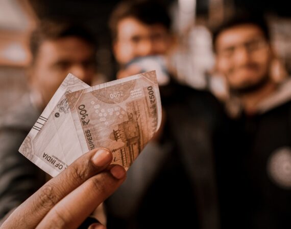 車貸利率詳解:如何找到最佳利率 2 photo 1598429349964 f780d8ea68fc