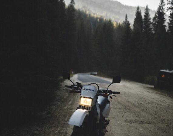 photo 1599508807638 e5131084d75a