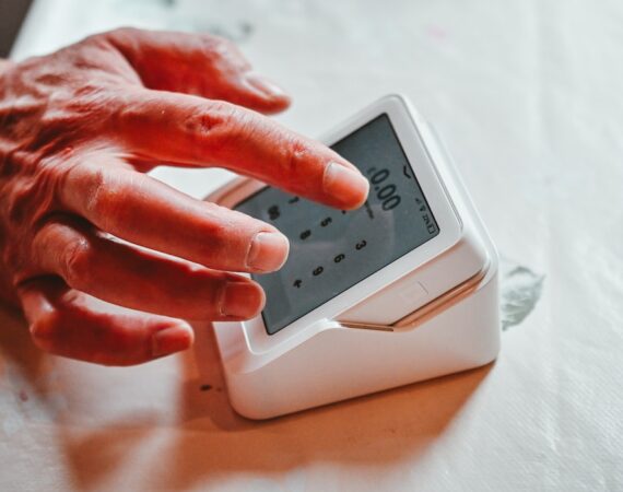 photo 1650719596508 b6123fc9ce99