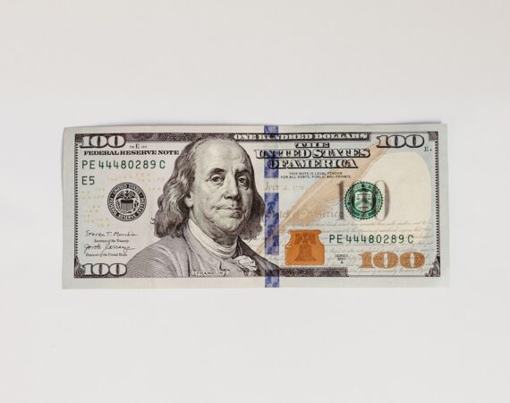 photo 1671469897587 7dd48b811ba8