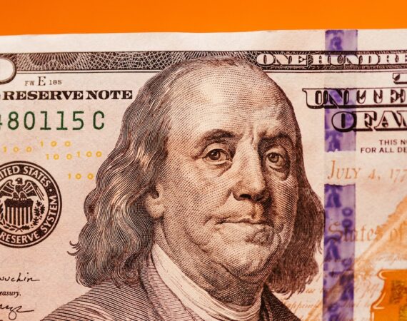 photo 1671469903291 8cb7a77fdfbb