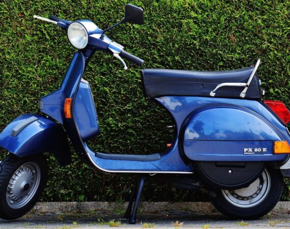 vespa roller motor scooter cult 159210