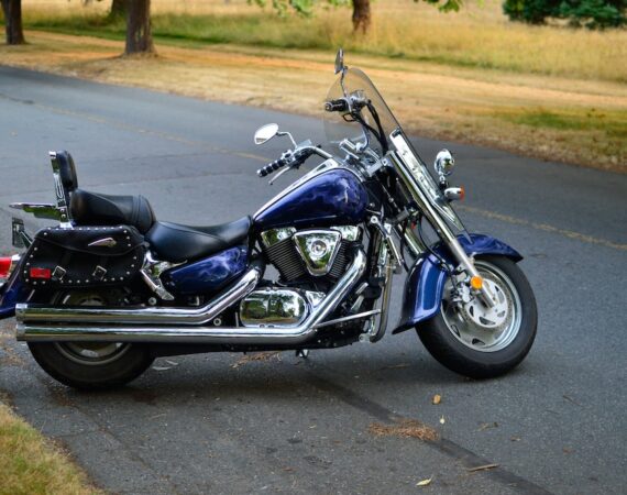 photo 1515902683083 026d5ea138bb