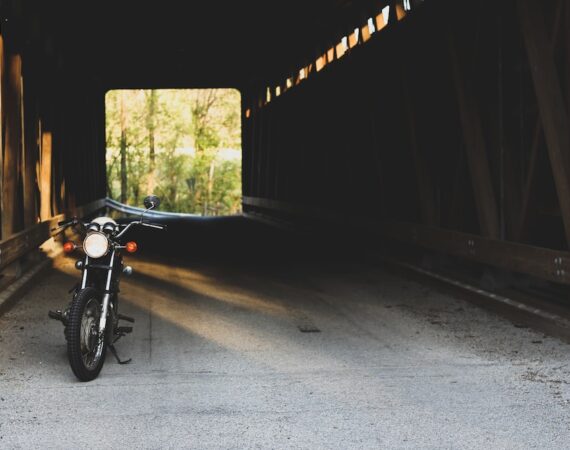 photo 1525920881011 a4ab73dfb724