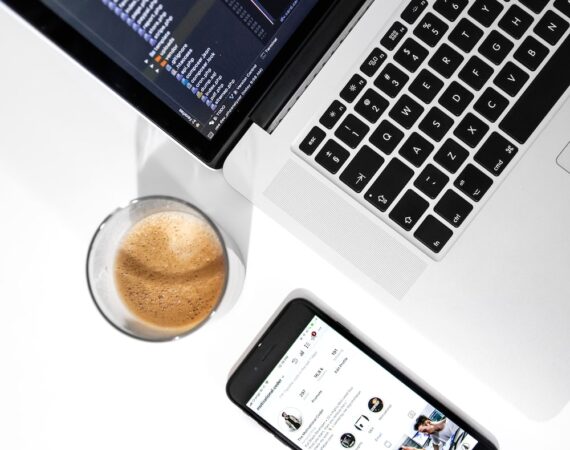 photo 1533906966484 a9c978a3f090