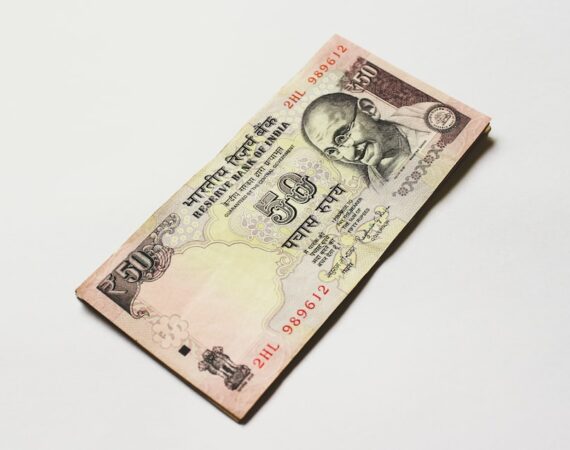 photo 1565371434285 a35832a6586a