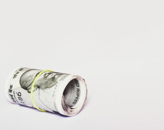 photo 1565372781813 6e4d16bb4a3b