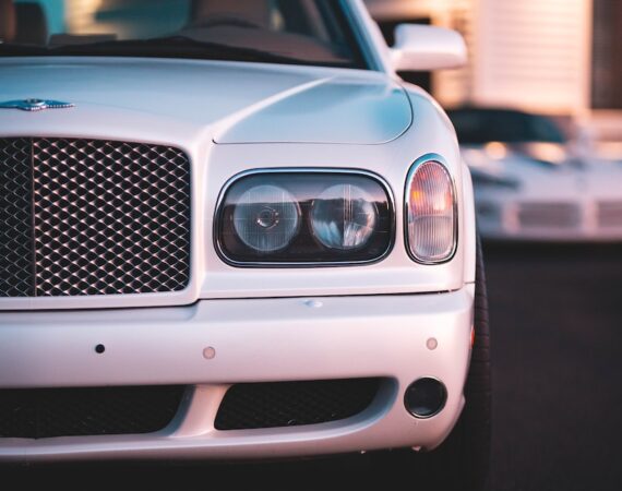 photo 1572746189494 85c63386f5c1