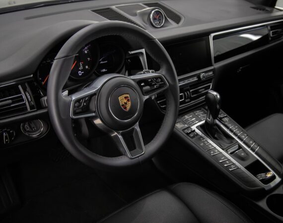 專業汽車貸款:獲取您夢想中的座駕的最佳方式 1 photo 1582092355416 369742fb92c9