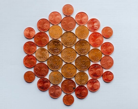 photo 1589556763390 0876a3842f9e