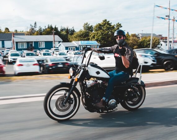 機車貸款手續文件清單速查表:確保每個細節不遺漏 9 photo 1594611264119 4840b37f075c