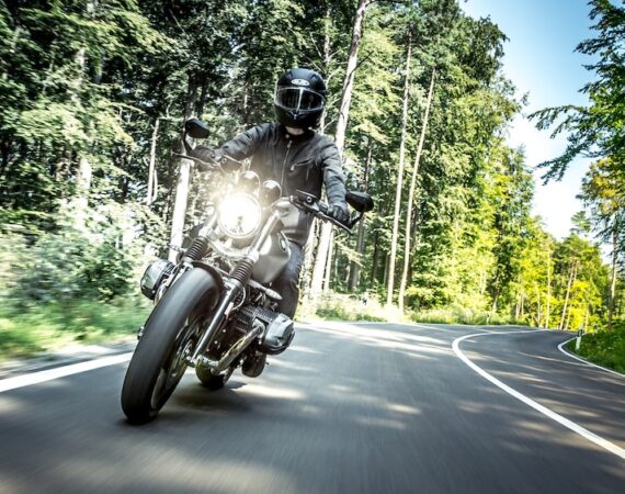 photo 1598547995889 04266ffb6330