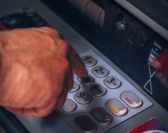 車貸申請手續完整總整理:選車就是這麼輕鬆! 6 photo 1601597110547 78516f198ce4