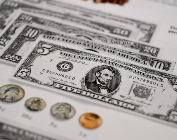 低頭期款汽車貸款:選擇最適合自己的還款方式 4 photo 1620202304821 1f4f58199274