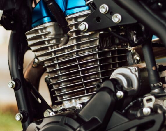 photo 1620600253426 6e99626fd140