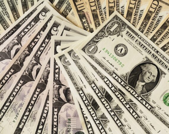 photo 1624953187654 9d6c86f63315