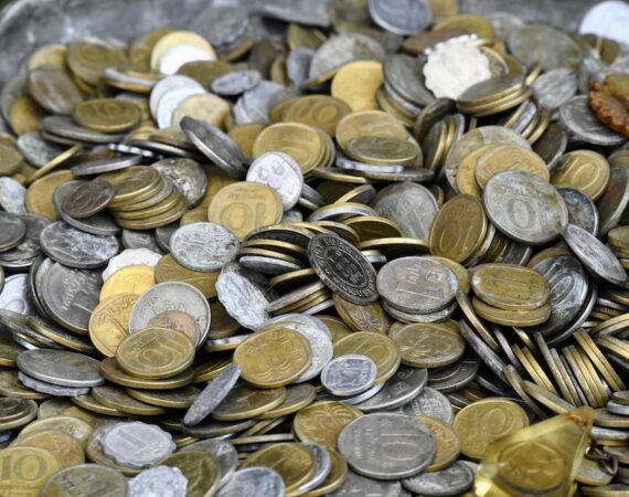 車貸必備文件一覽:快速申請車貸的秘訣 5 photo 1657581443324 eafb54f644d6