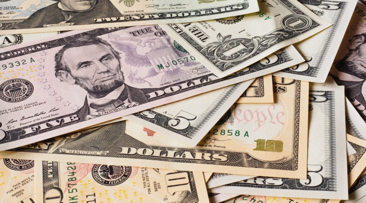 10 and 20 us dollar bill