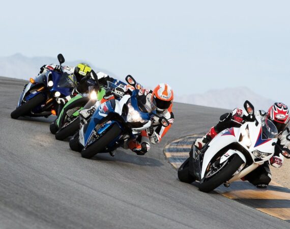 機車貸款方案評估:如何找到最具競爭力的利率與條件 8 photo 1489731007795 388eee095ff6