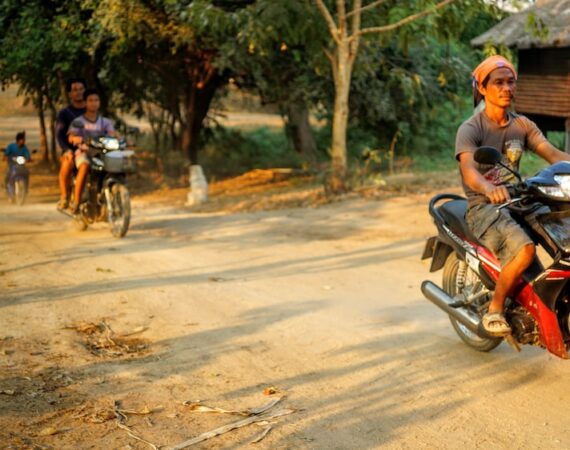 photo 1514533764865 051e65ed76fe