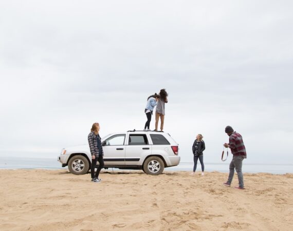 photo 1517965623714 cbaadea459b4