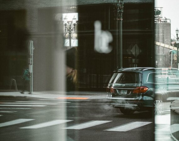 photo 1555090631 8a95588f4fc4