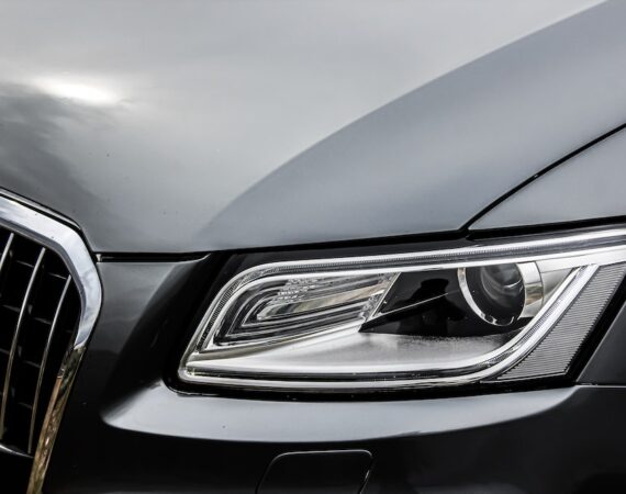 photo 1571511047869 24278d6d7ef6