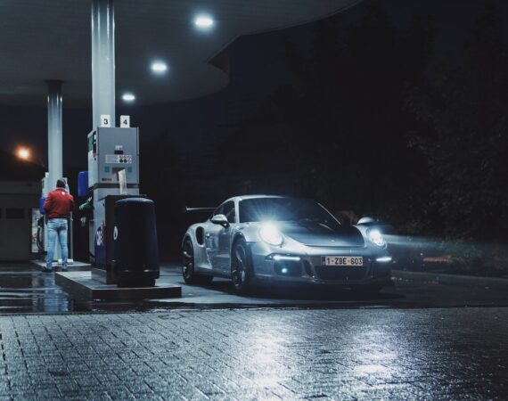 photo 1576838030254 cd7660f95024