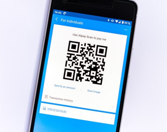 photo 1595079676601 f1adf5be5dee