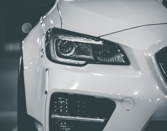 photo 1597986085136 b9476fae6f07