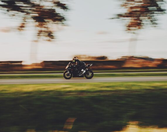 photo 1599384790462 0eb0c74bb840