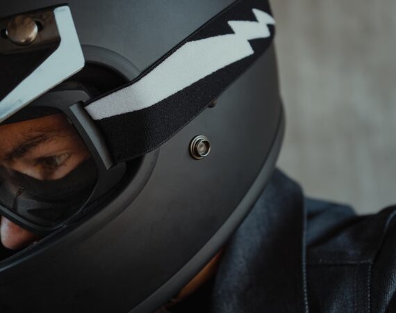 photo 1600887672881 729e35443711