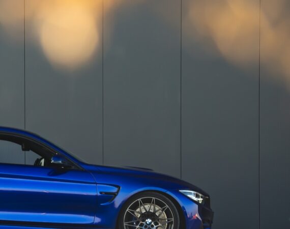 車貸利率調整方式全面指南:選擇與應對關鍵 8 photo 1602017128655 d49205ca94b1