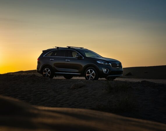 車貸申請前必讀:完整解析車貸放款條件與要求 8 photo 1604657645490 c228a616c7ee