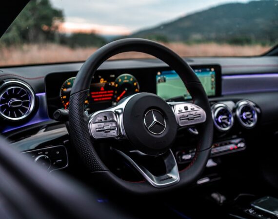 photo 1605294469533 67c96b764d72