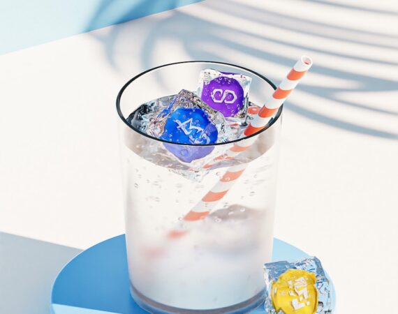 photo 1645731505493 7a13123374fd