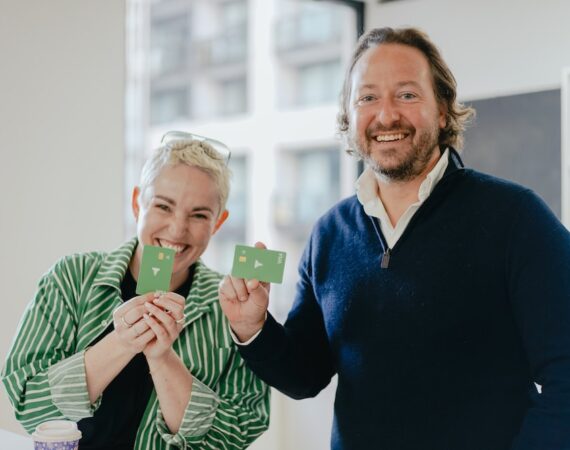 photo 1672826979479 8e72efdc3c3b