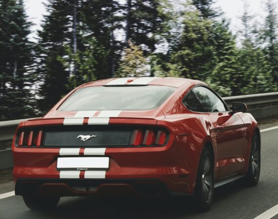 選擇汽車貸款期限時需要考慮的因素 1 photo 1523796513631 aee4d721fb0f