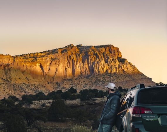 photo 1534380640980 4de07f642bdc